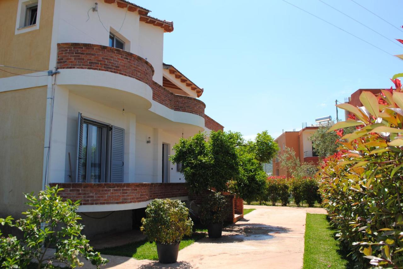 Vila Dezi Willa